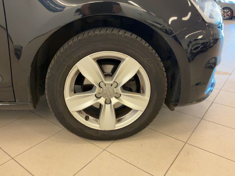 Audi A1 Sportback 1.0 TFSI 2017 – снимка 11