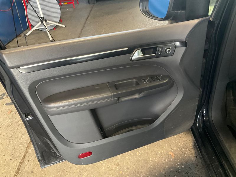 Volkswagen Touran 1.4 TSI Highline 2013 – снимка 26