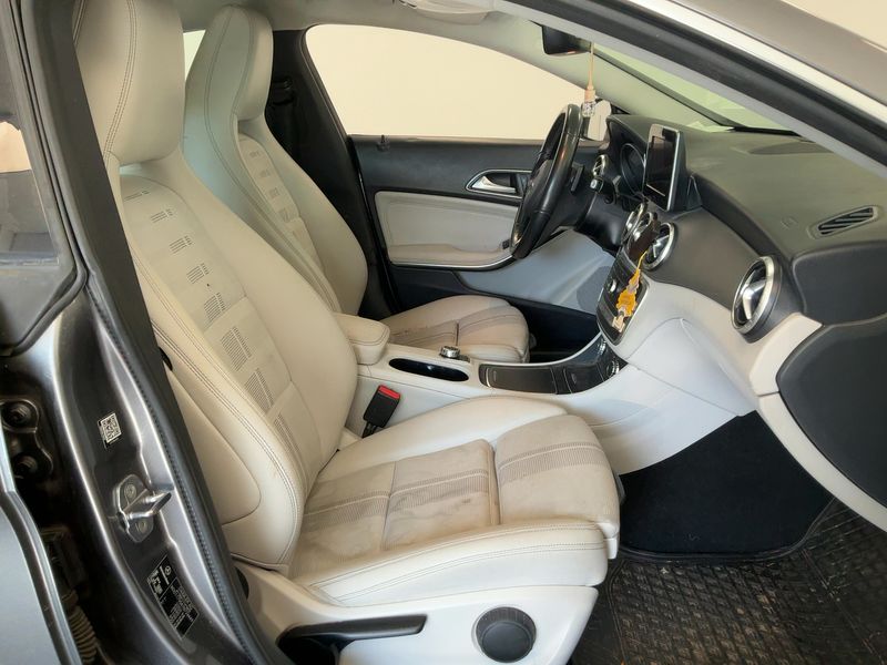 Mercedes-Benz CLA-Klasse CLA 200 Shooting Brake Urban 2018 – снимка 16