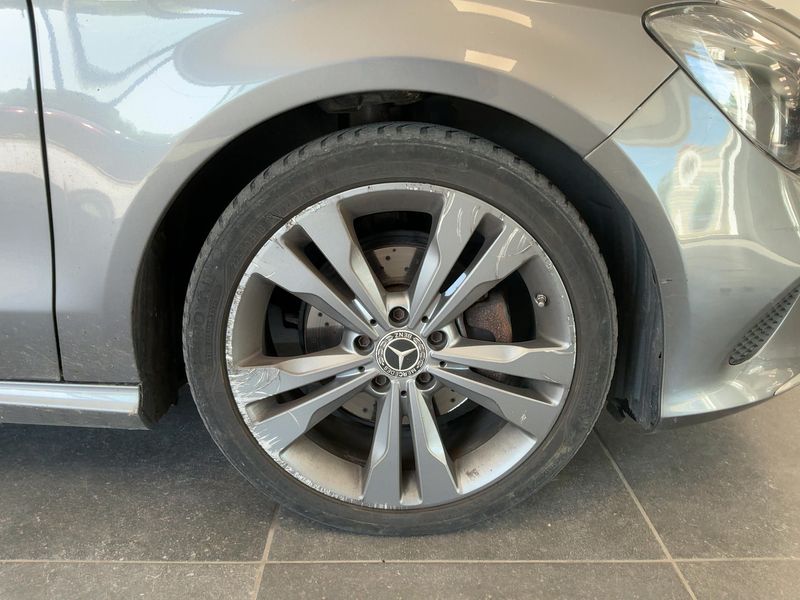 Mercedes-Benz CLA-Klasse CLA 200 Shooting Brake Urban 2018 – снимка 11