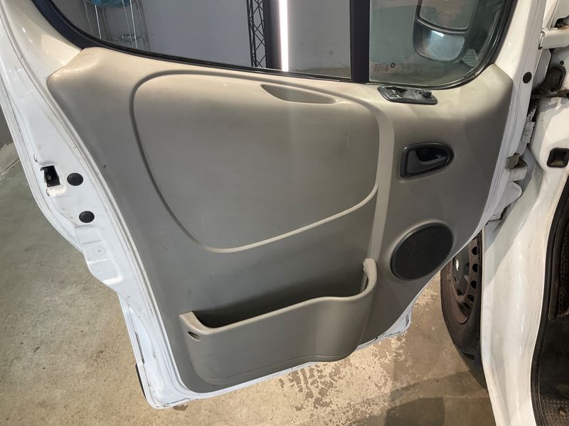 Opel Vivaro 2.0 CDTI Kasten L2H1 2,9t 2012 – снимка 28