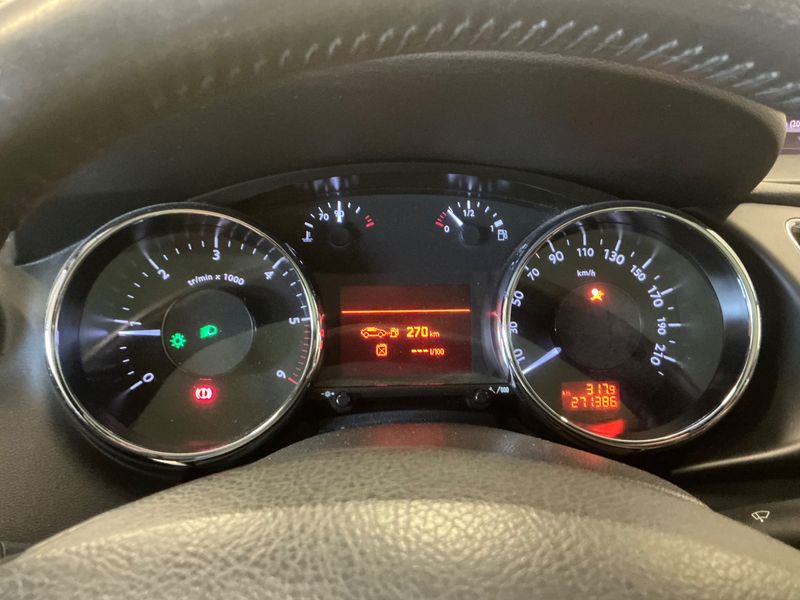 Peugeot 3008 1.6 HDi Premium Pack 2010 – снимка 4