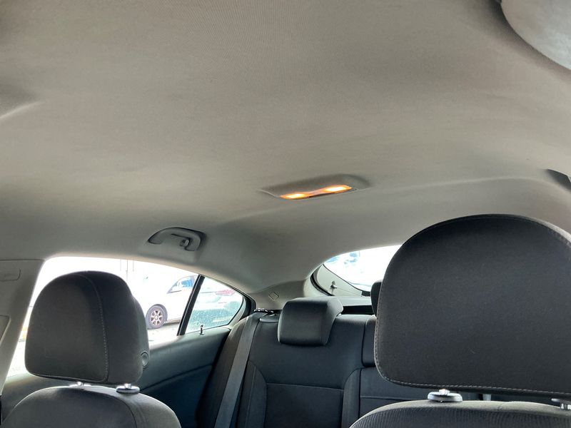 Opel Insignia 2.0 CDTI Edition 2010 – снимка на щета