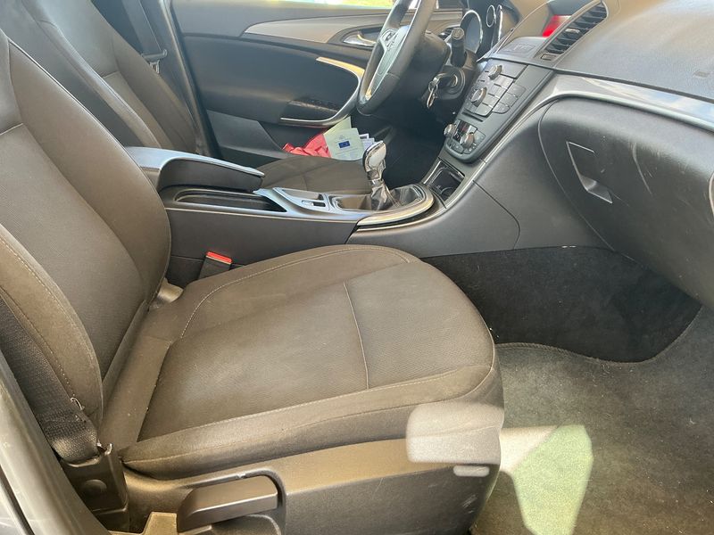 Opel Insignia 2.0 CDTI Edition 2010 – снимка 3