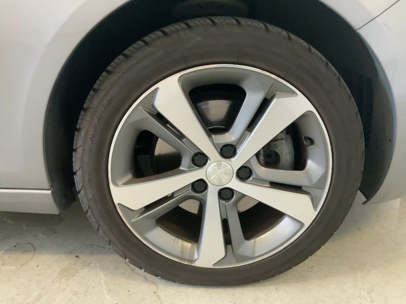 Peugeot 308 1.6 THP Feline 2013 – снимка 11