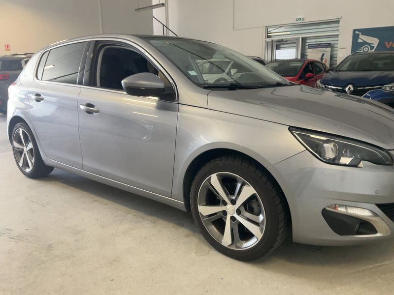 Peugeot 308 1.6 THP Feline 2013 – снимка 12
