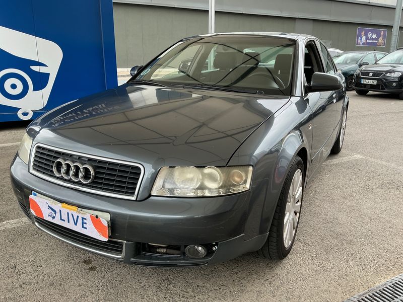 Audi A4 2.0 2001 – снимка 1