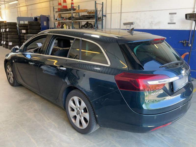 Opel Insignia Sports Tourer 2.0 CDTI Innovation 2015 – снимка 6