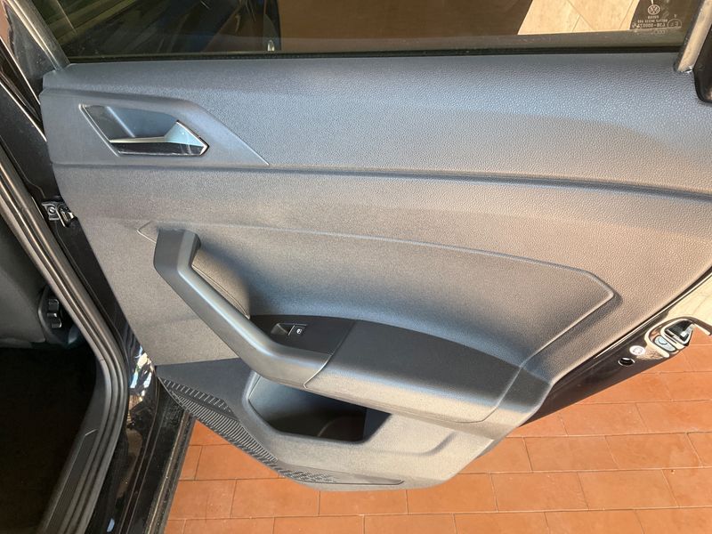 Volkswagen Polo 1.0 TSI Highline 2021 – снимка 25