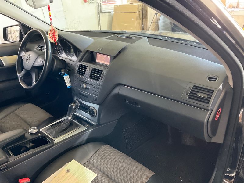 Mercedes-Benz C-Klasse C 180 Kompressor T BlueEfficiency Avantgarde 2009 – снимка 35