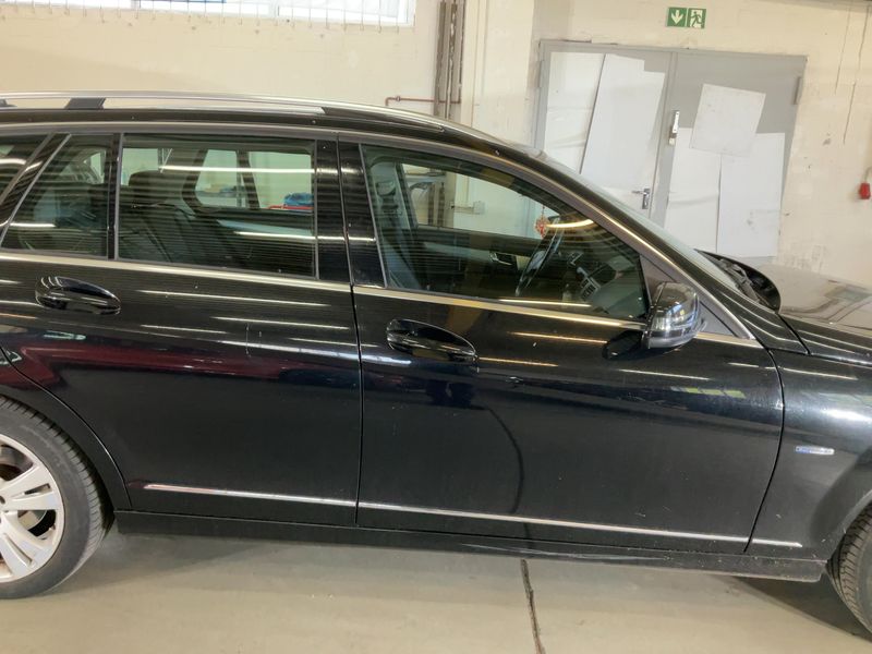 Mercedes-Benz C-Klasse C 180 Kompressor T BlueEfficiency Avantgarde 2009 – снимка 10