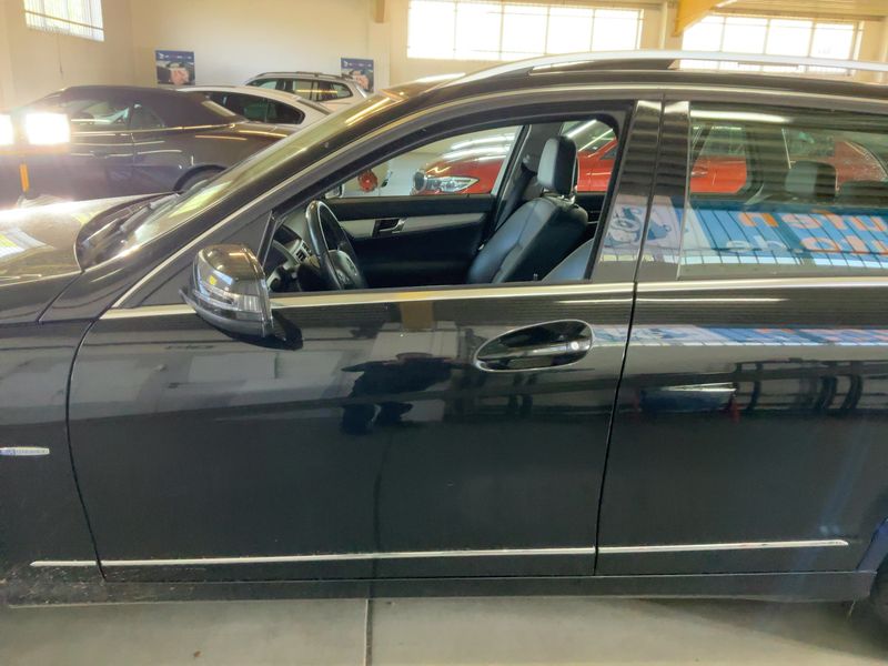 Mercedes-Benz C-Klasse C 180 Kompressor T BlueEfficiency Avantgarde 2009 – снимка 4