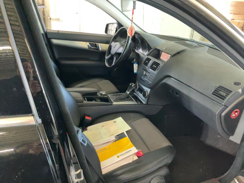 Mercedes-Benz C-Klasse C 180 Kompressor T BlueEfficiency Avantgarde 2009 – снимка 17