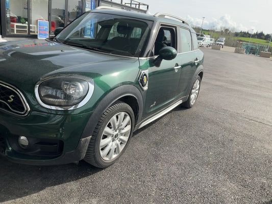 MINI Countryman Cooper S E Hybrid ALL4 John Cooper Works Trim 2018 – снимка 2