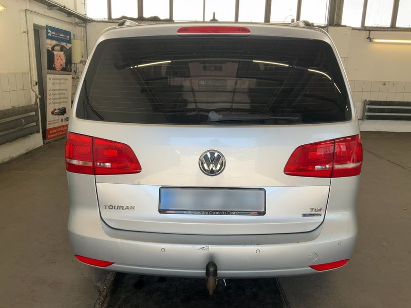 Volkswagen Touran 1.6 TDI Trendline BlueMotion Tech 2014 – снимка 7