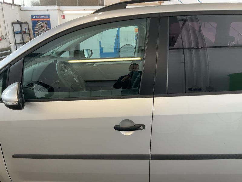 Volkswagen Touran 1.6 TDI Trendline BlueMotion Tech 2014 – снимка 4