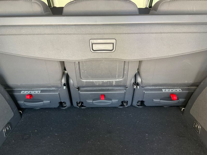 Volkswagen Touran 1.6 TDI Trendline BlueMotion Tech 2014 – снимка 33