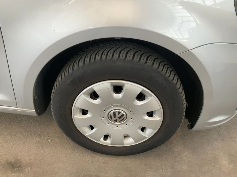 Volkswagen Touran 1.6 TDI Trendline BlueMotion Tech 2014 – снимка 11