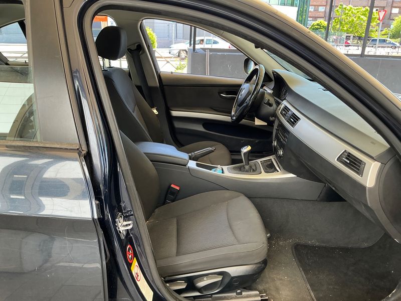 BMW 3er 320d 2009 – снимка 3