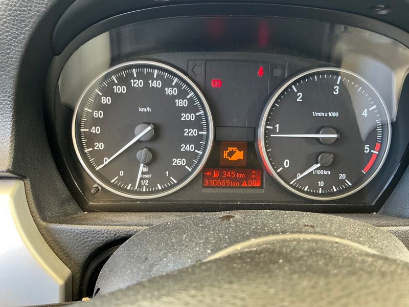 BMW 3er 320d 2009 – снимка 4