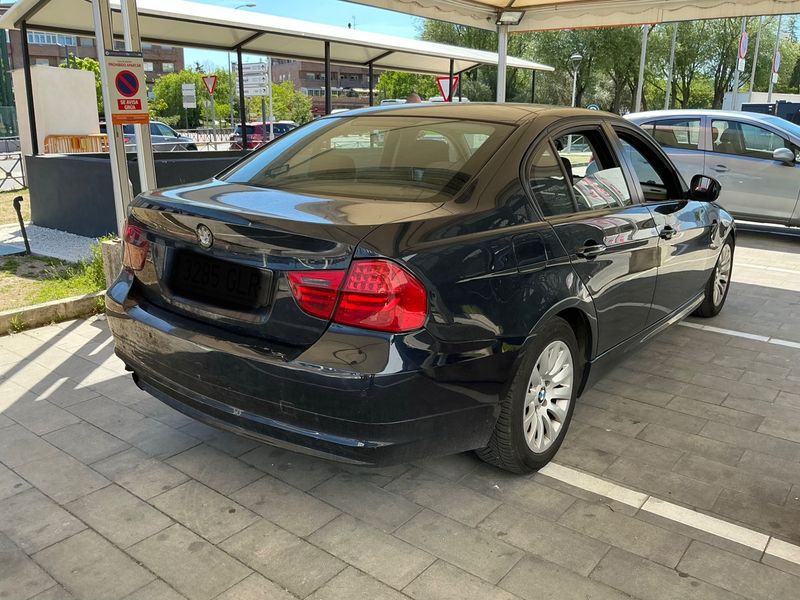 BMW 3er 320d 2009 – снимка 2
