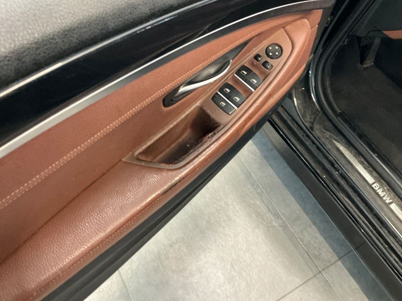 BMW 5er 530d xDrive 2015 – снимка 47