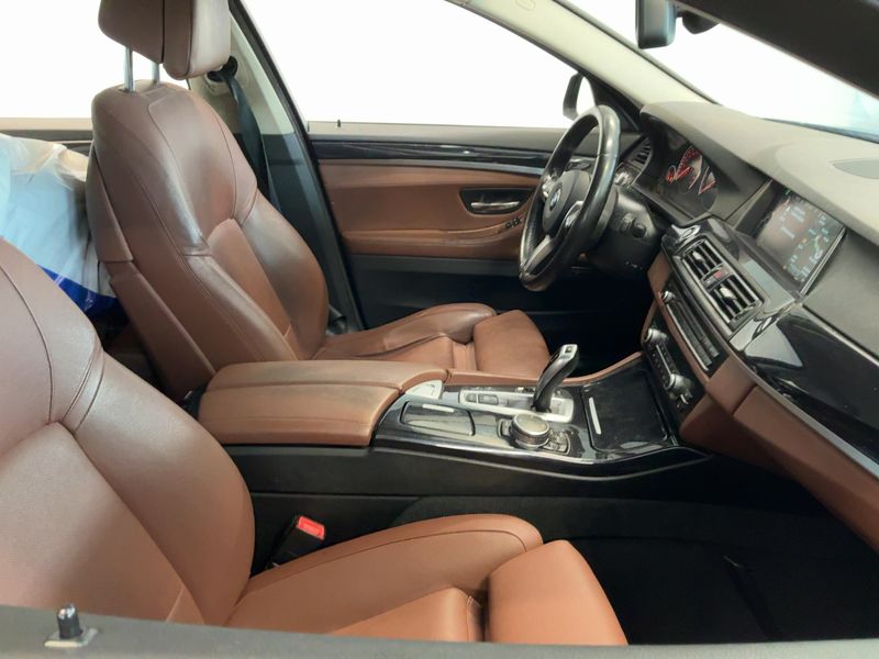 BMW 5er 530d xDrive 2015 – снимка 17