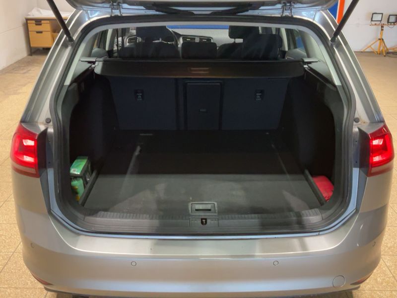 Volkswagen Golf VII 1.6 TDI Comfortline BlueMotion Tech 2015 – снимка 16
