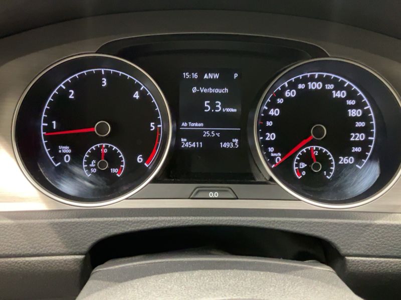 Volkswagen Golf VII 1.6 TDI Comfortline BlueMotion Tech 2015 – снимка 19