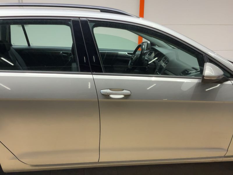 Volkswagen Golf VII 1.6 TDI Comfortline BlueMotion Tech 2015 – снимка 10