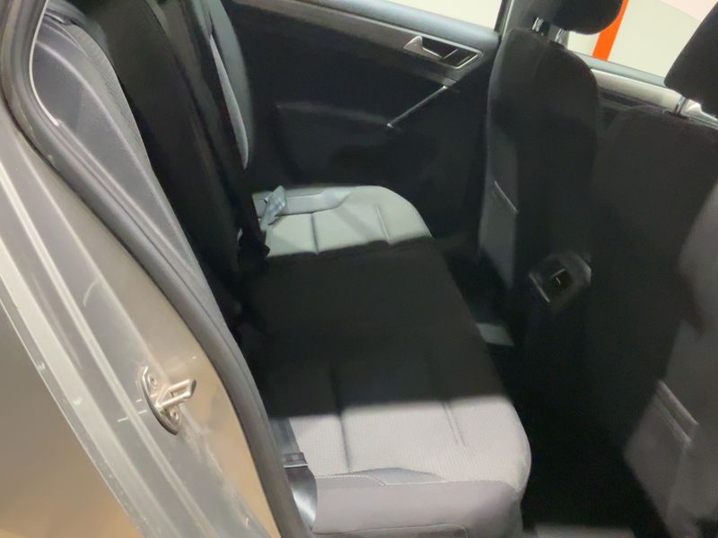 Volkswagen Golf VII 1.6 TDI Comfortline BlueMotion Tech 2015 – снимка 20