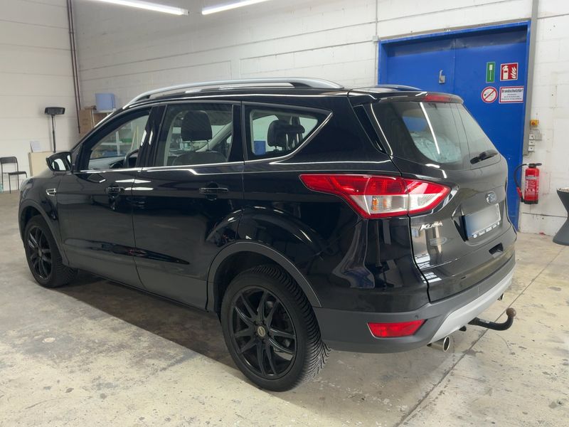 Ford Kuga 2.0 TDCi Titanium 2016 – снимка 6
