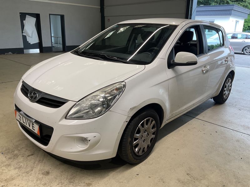 Hyundai i20 1.2 Comfort 2011 – снимка 1