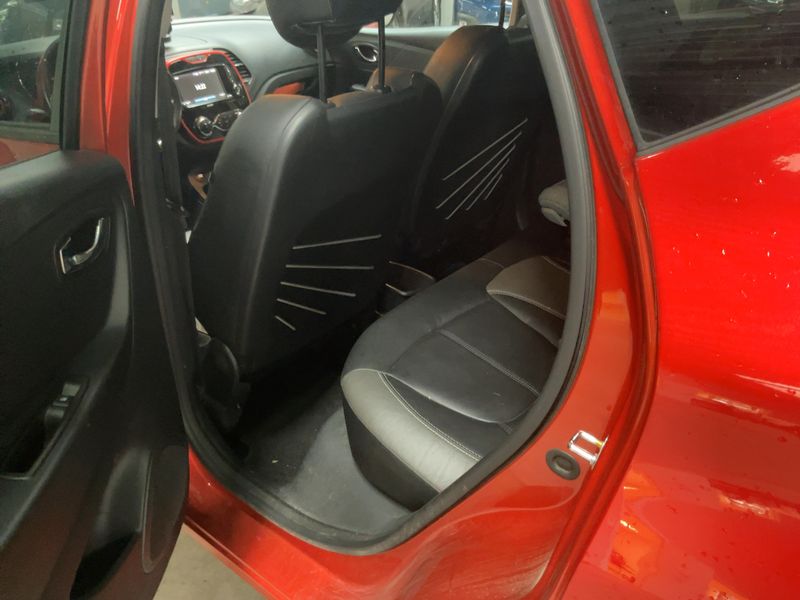 Renault Captur 1.5 dCi Limited 2016 – снимка 19