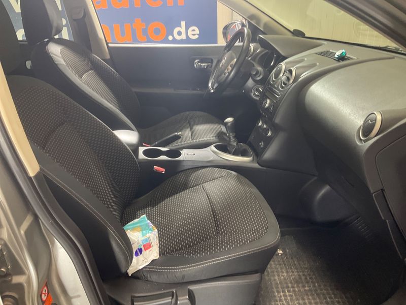 Nissan Qashqai+2 2.0 dCi Acenta 2009 – снимка 3