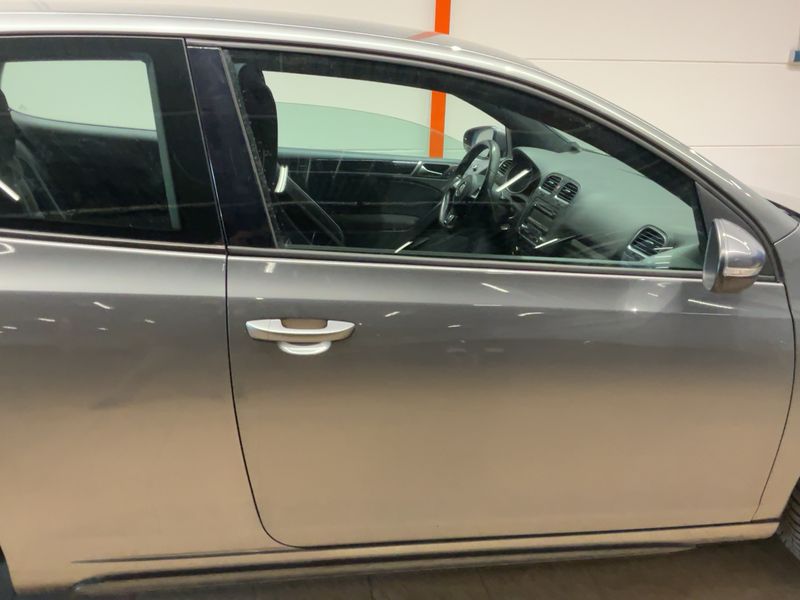 Volkswagen Golf VI 2.0 TDI GTD 2011 – снимка 10