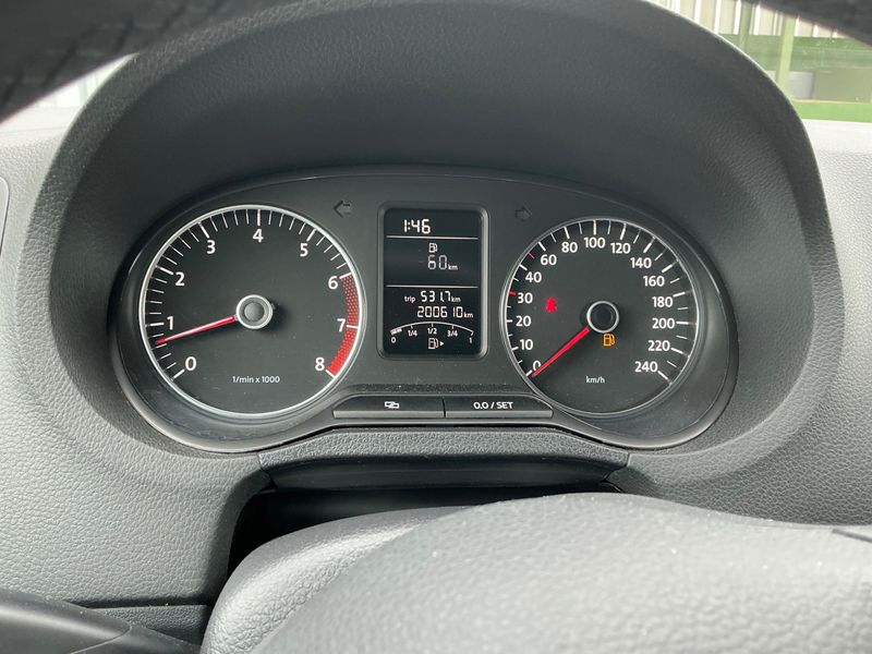 Volkswagen Polo 1.4 FSI Comfortline 2012 – снимка 4