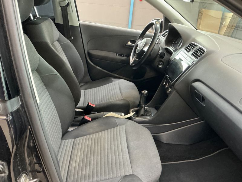 Volkswagen Polo 1.4 FSI Comfortline 2012 – снимка 3