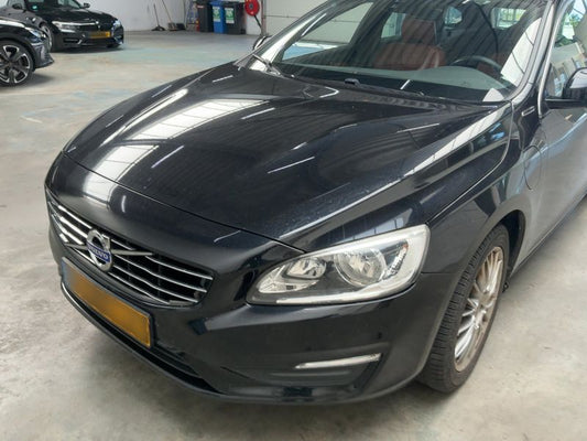 Volvo V60 2.4 D6 Plug-in Hybrid Momentum AWD 2014 – снимка 2