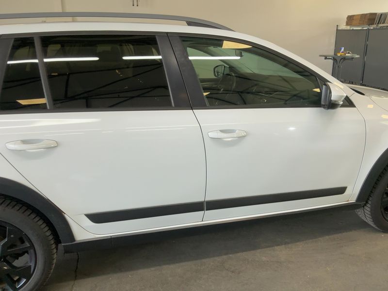 Skoda Octavia 2.0 TDI Scout 4x4 2015 – снимка 10