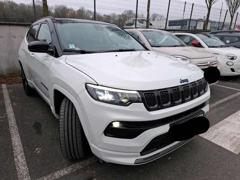 Jeep Compass 1.3 T4 4xe Plug-in Hybrid S 2023 – снимка 6