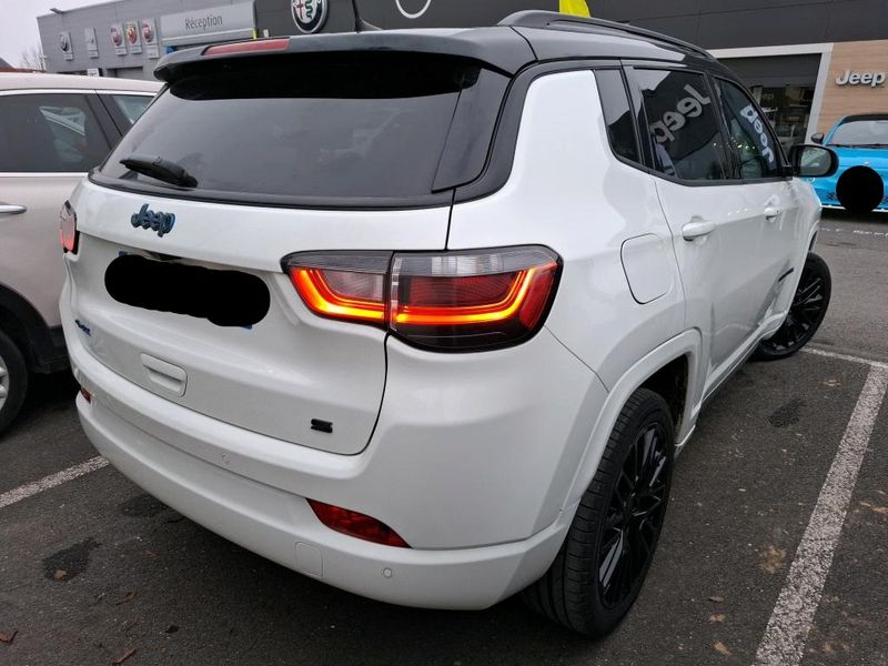 Jeep Compass 1.3 T4 4xe Plug-in Hybrid S 2023 – снимка 5