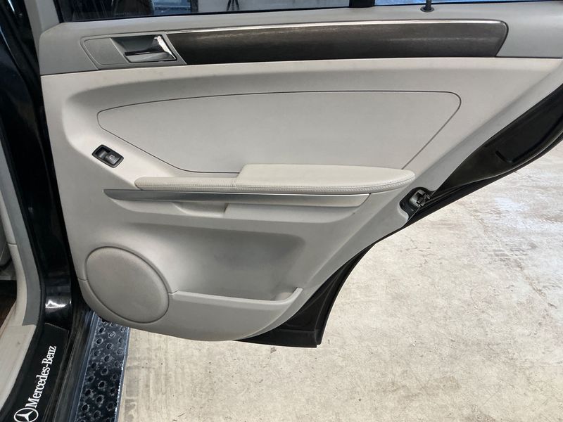 Mercedes-Benz M-Klasse ML 320 CDI 2006 – снимка 28