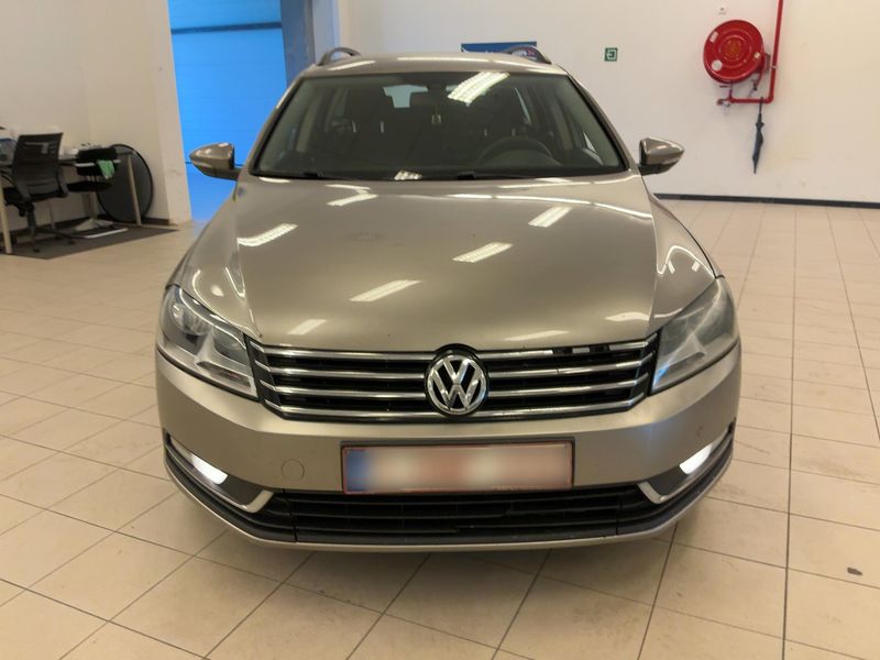 Volkswagen Passat 2.0 TDI Trendline BlueMotion Tech 2012 – снимка 9
