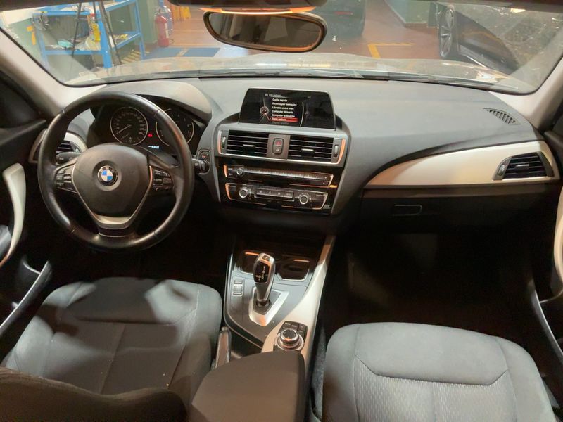 BMW 1er 118i Advantage 2015 – снимка 18