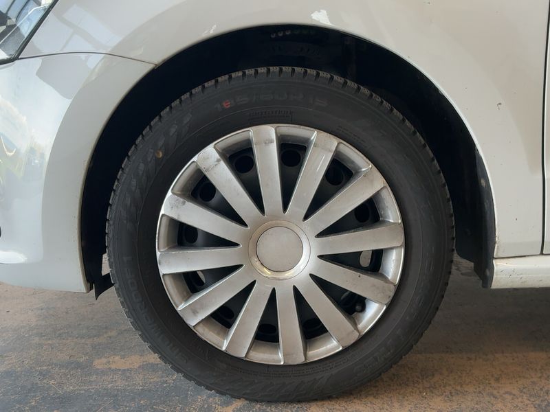 Volkswagen Polo 1.2 TSI Lounge BlueMotion Tech 2016 – снимка 3