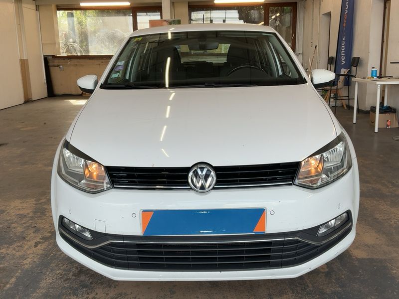 Volkswagen Polo 1.2 TSI Lounge BlueMotion Tech 2016 – снимка 14