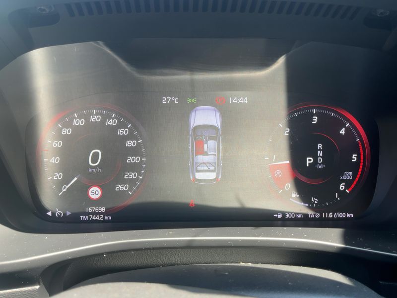 Volvo XC40 2.0 D3 2WD 2018 – снимка 18