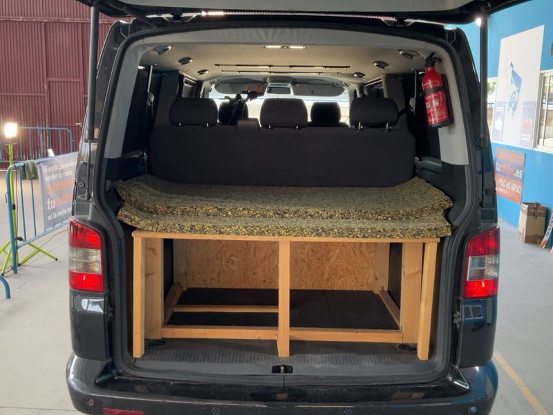 Volkswagen T5 Caravelle 2.5 TDI 2005 – снимка 15