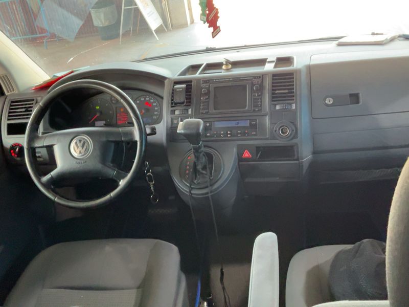 Volkswagen T5 Caravelle 2.5 TDI 2005 – снимка 17